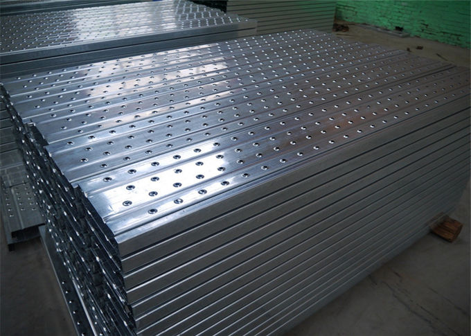 Andaime de alumínio durável das pranchas da caminhada das pranchas dos construtores um comprimento de 730 - 3070 milímetros